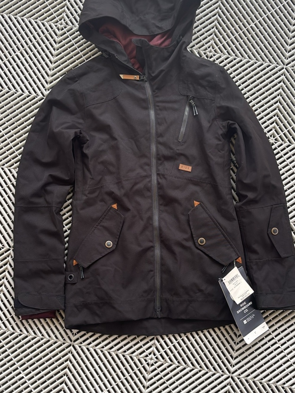 Women’s XS Ride Belmont Snowboarding Jacket NWT black